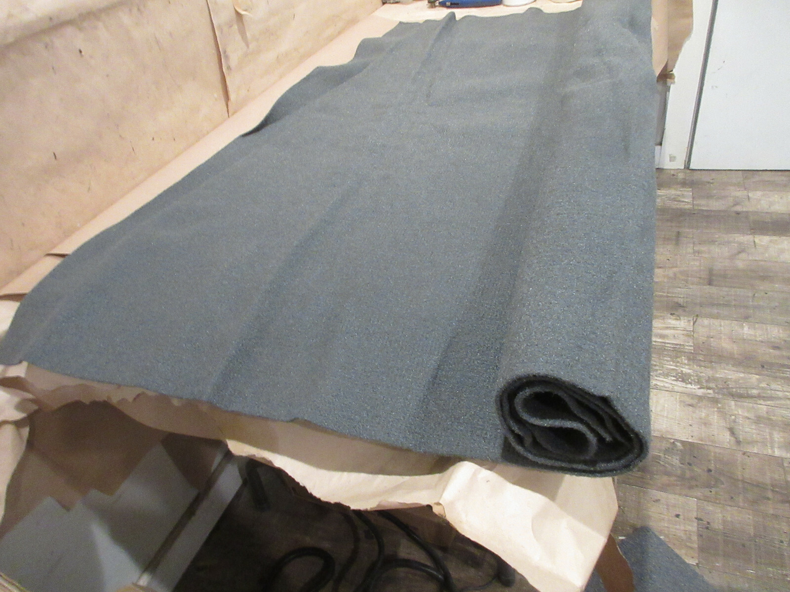 Ferrari 308 - Wilton Wool Carpet Charcoal Grey 5 1/2 ft X 4 1/2 ft