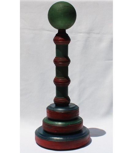 Un juego de lanzamiento de anillos de madera pintada con color muy bonito. - Imagen 17 de 19