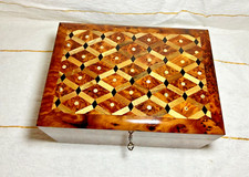 Large Moroccan Thuya Wood Jewelry Box with lock (10.2"x7.3"x5.1"). Best Gift.