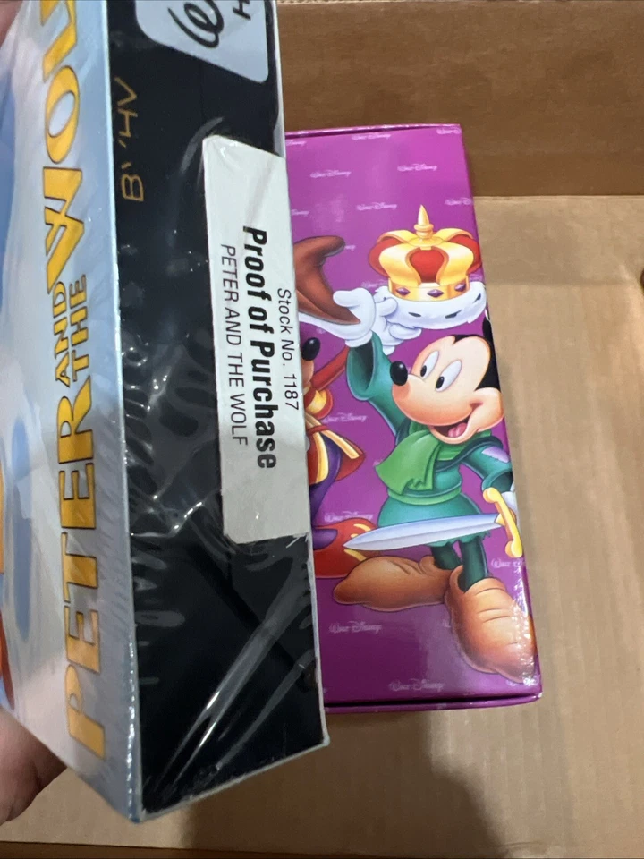 Disney Mini Classics VHS Box Set Peter & Wolf Prince & Pauper Willie Opera Whale - Image 3 of 4