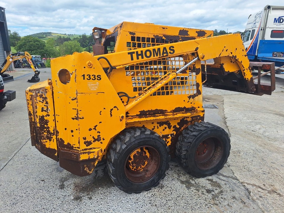 Thomas 133s skid steer runs well cheap little loader £4995+VAT eBay