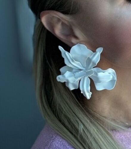 Off White Iris Flower Earrings Zara Statement Jumbo Garden Floral Jewelry NEW