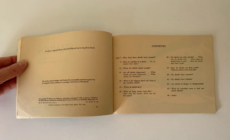 5x Vintage Scholastic 1970s Books Sharks My Mother Is Lost Pepperpot Paperback - Image 4 of 4