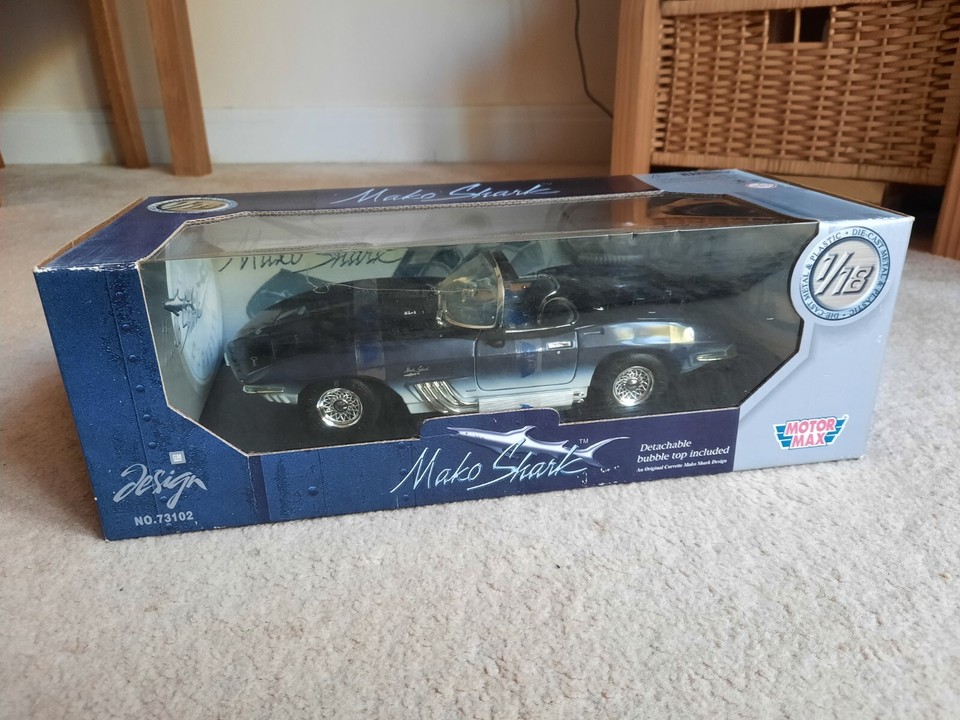 Miniature Motor Max 1/18 - Chevrolet Stingray Mako Shark 1961, Diecast, Occasion