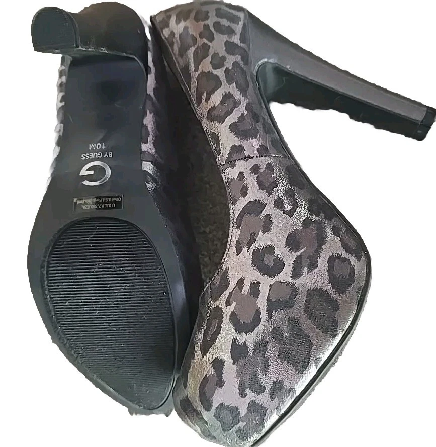 G by GUESS ~ Estampa Animal ~ Tamanho 10M ~ Salto Bloco ~ Sapatos de Plataforma ~ GOVOXX13 - Imagem 4 de 4