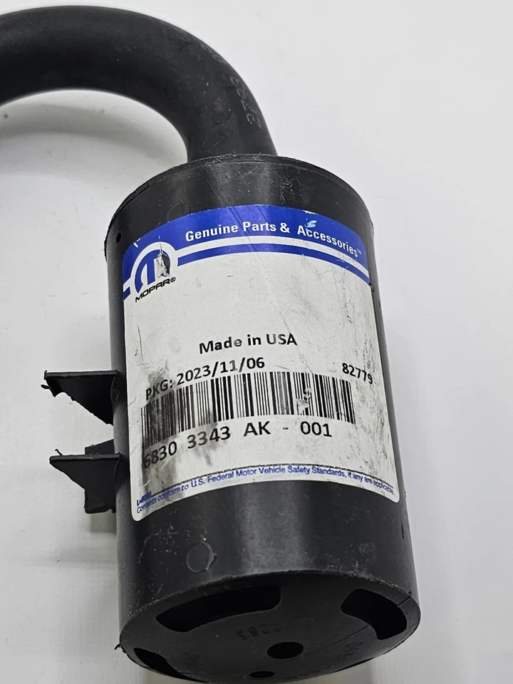Tubo de llenado de combustible Mopar 68303343AK para Dodge Durango 2014 Foto 2 de 4