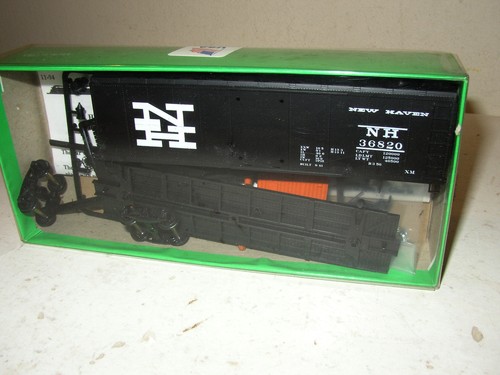KIT HO Bowser Modelo Inglés New Haven 36820 40' Boxcar Puerta Única #3-1053 NUEVO | Zustand: New