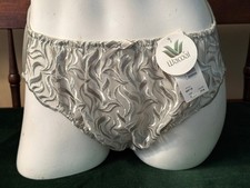 VINTAGE WACOAL 84718 PALE FERN GREEN FLAME SATIN HICUT BRIEF PANTIES LARGE
