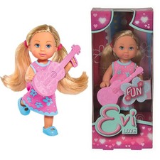 Simba, Evi Love, "Fun", Evi mit Gitarre