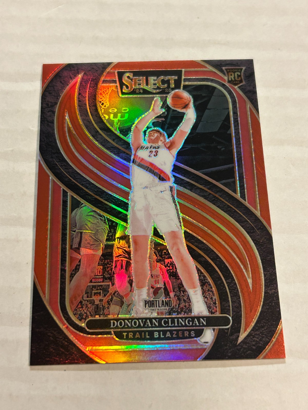2024-25 PANINI SELECT DONOVAN CLINGAN 192/199 RED PRIZM ROOKIE TRAIL BLAZERS SP
