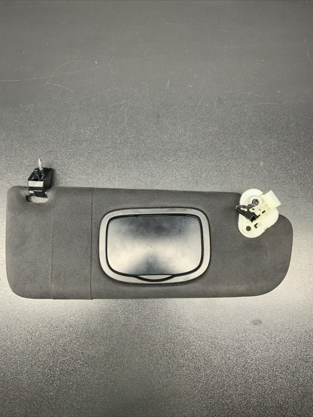2014-2021 MASERATI GHIBLI M157 FRONT RIGHT SIDE ROOF SUN VISOR W/ MIRROR OEM