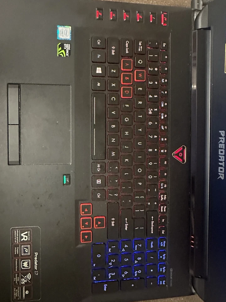 Notebook para Jogos Acer Predator 17 (G9-793) 17,3" Intel i7 – 16GB RAM 1TB - Imagem 2 de 4