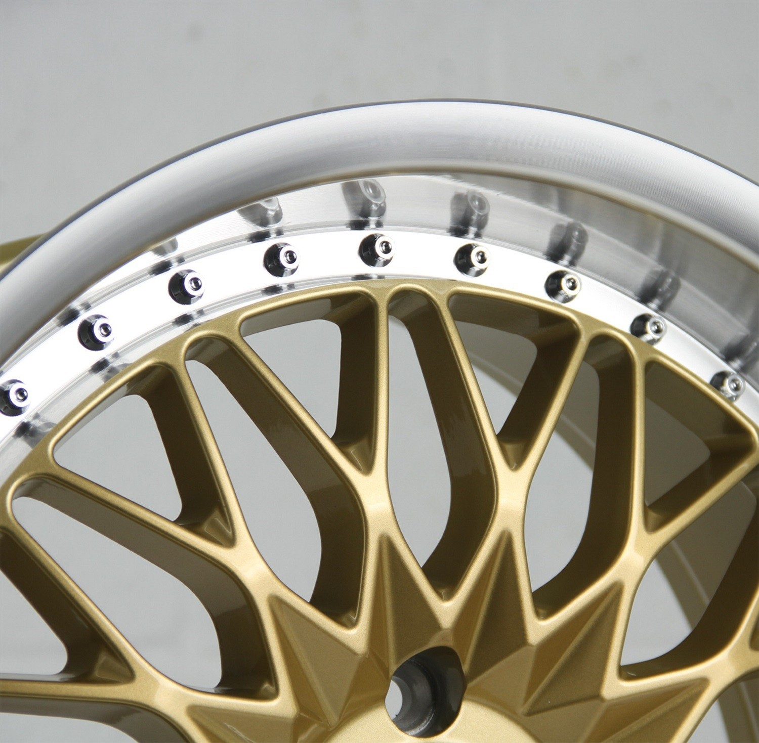 NS5 19 inch Gold Rim fits AUDI R8 2008 - 2018