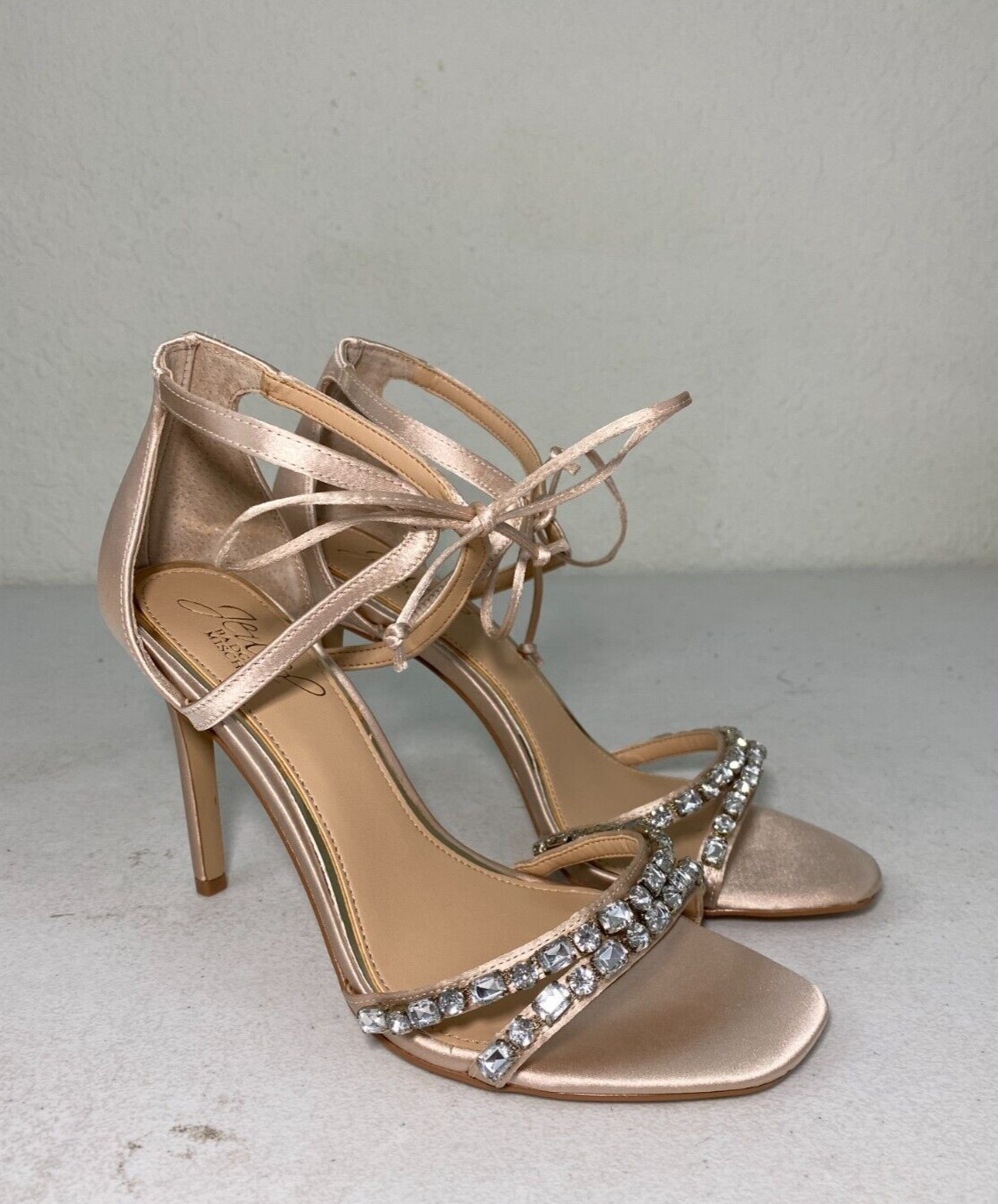 Jewel Badgley Mischka Womens Ankle Strap Heels Rose Gold Size