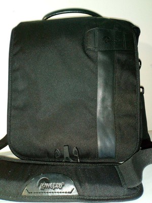lowepro messenger