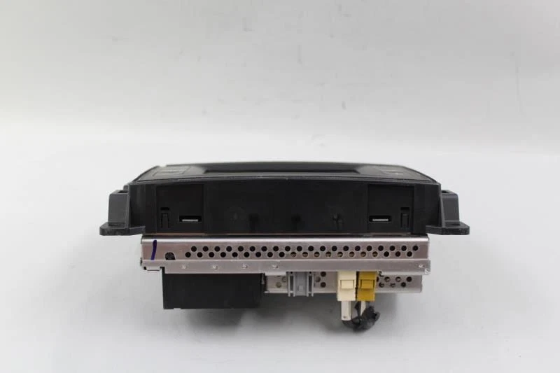 Audio Equipment Radio Fits 2017 JEEP GRAND CHEROKEE OEM #31259 - Image 2 of 4