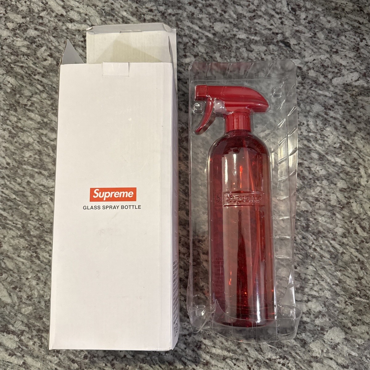 【本物保証 /関税・送料無料】Supreme Glass Spray Bottle Supreme Glass Spray Bottle Red - SS22 | eBay