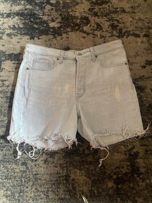 Old Navy O.G. Straight High Rise Light Wash Cut Off Denim Shorts Women s 12