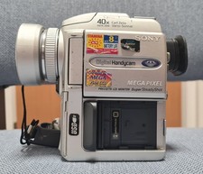 Sony DCR-PC110E MiniDV Handycam Camcorder