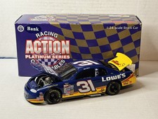 Mike Skinner 31 Lowes 1998 Monte Carlo 1:24 Scale Action Diecast Bank