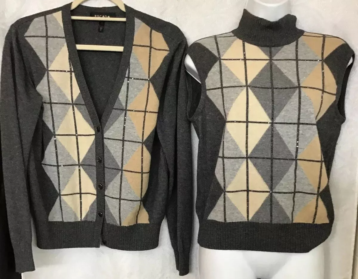 Escada online sweater set