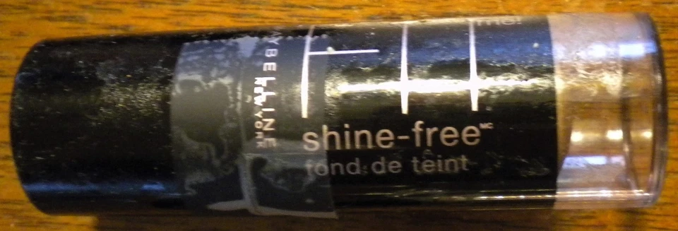 LOT OF 12  ASSORTED MAKE UP-NYC, MAYBELLINE, L'OREAL, & REVLON - Image 4 of 4