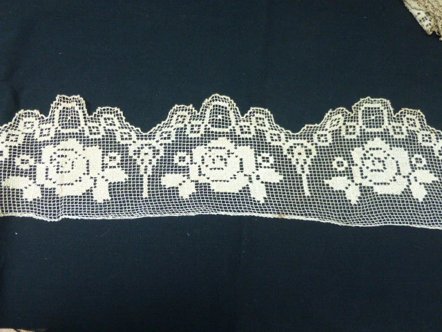 4 Piezas ANTIGUAS TIRAS DE ENCAJE Sepia CHECO Húngaro CORTINA ADORNO Hecho a mano FLORAL Foto 3 de 4