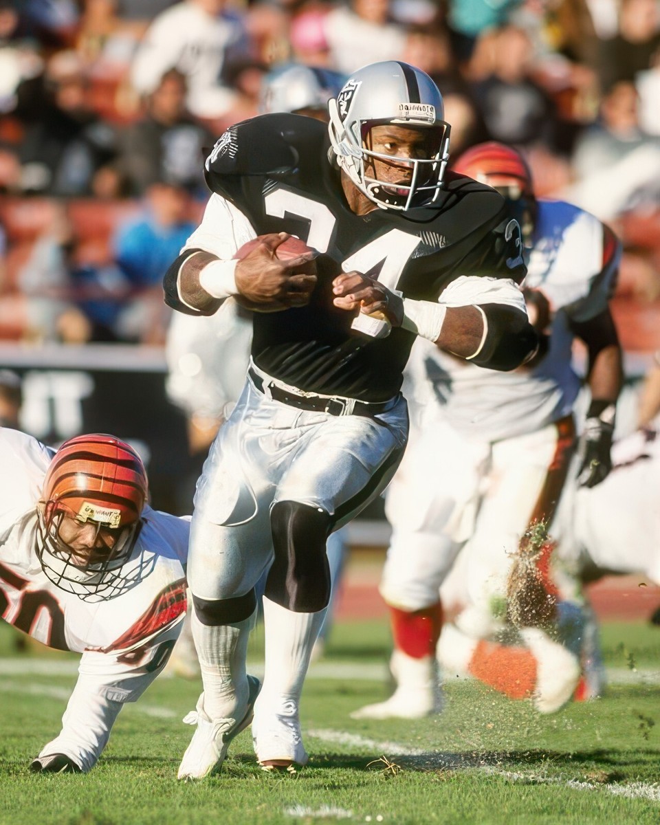 Bo Jackson #34 Oakland Raiders NFL 8