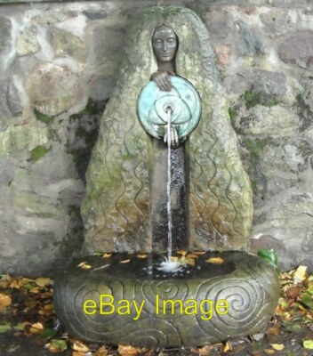 Foto 6x4 Wasserbrunnen Ein mehrere Wasserspiele in der Stadt dieses um 2009