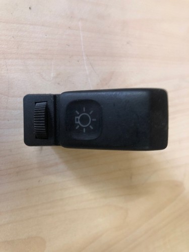 165881 Schalter für Licht VW Golf II (19E) 191941531H 1.0