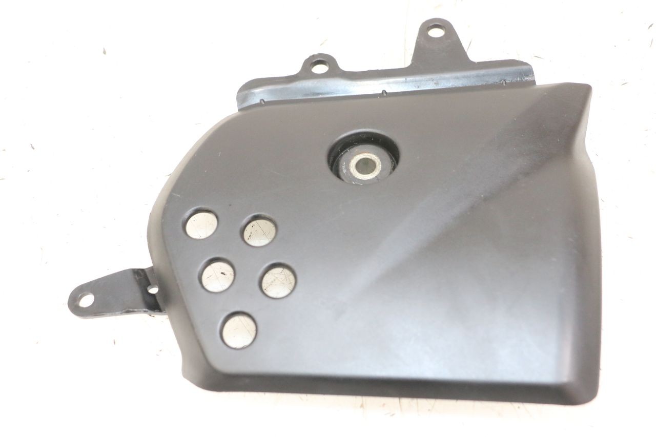 TAPA REPOSAPIES CONEXION IZQUIERDA - YAMAHA XJ6 ABS 600 (2008 - 2016)