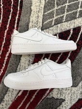 Size 5.5 GS - Nike Air Force 1 LE Low Triple White