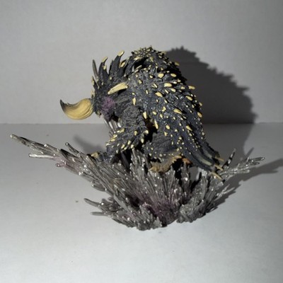CAPCOM MONSTER HUNTER WORLD COLLECTOR'S EDITION Nergigante Figure 2018