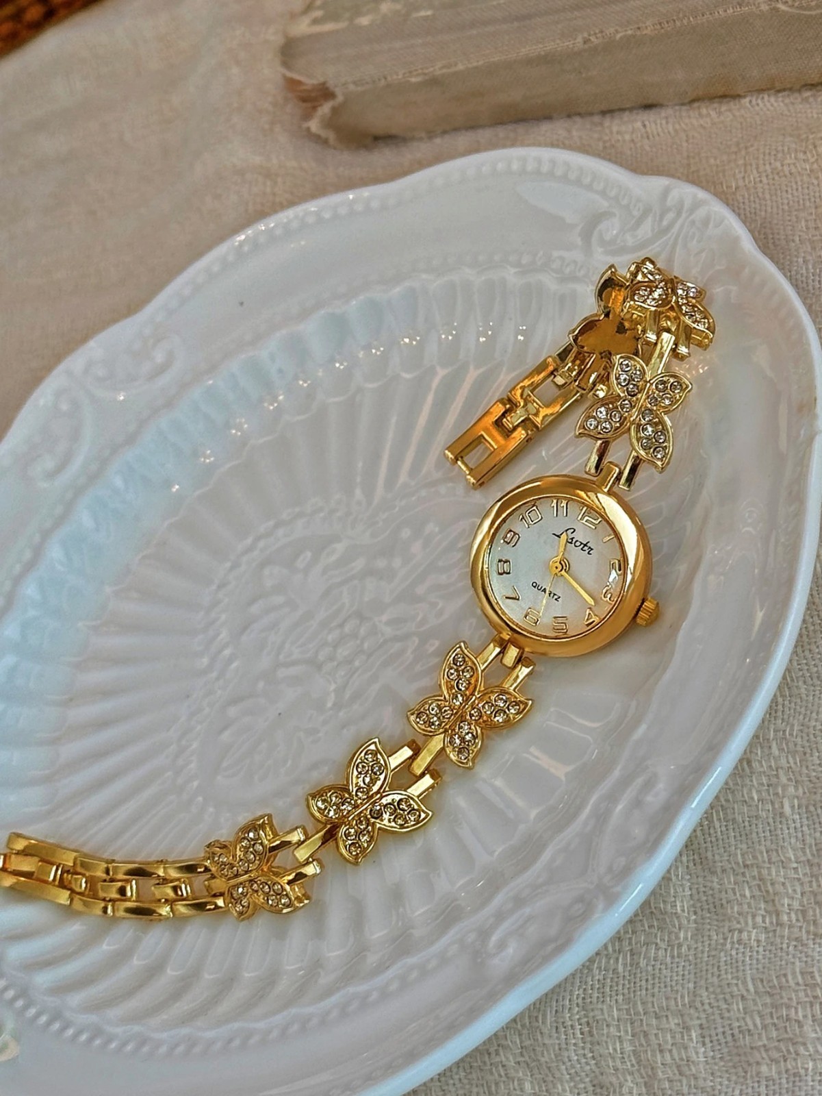 French Gold Rhinestone Butterfly Womens Quartz Bracelet Watch Elegant Gift UK!