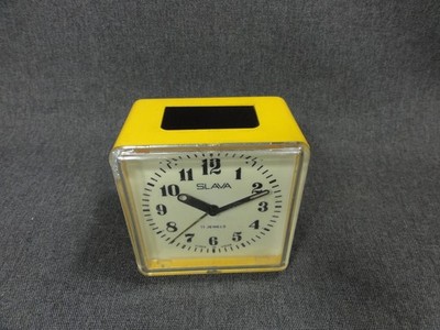 VINTAGE RETRO 80s SOVIET RUSSIAN SLAVA WECKER USSR 11 JEWELS SQUARE YELLOW