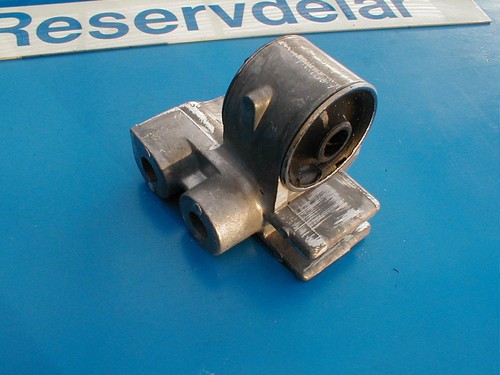 Buchse für Querlenker hinten links Volvo 850 S70 V70 C70