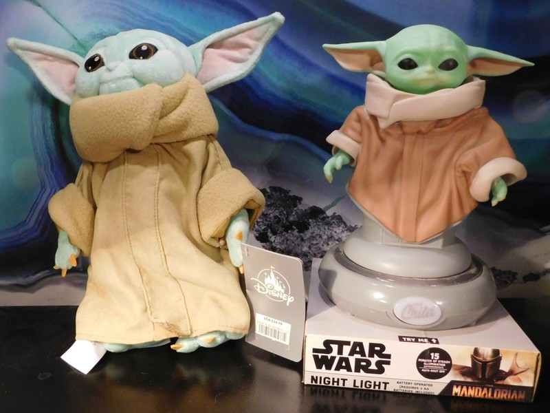 Star Wars The Mandalorian Grogu Night Light & A Disney Store Plush Grogu