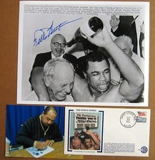 Willie Horton 1968  World Series Celebrate Signed Photo with catchet
