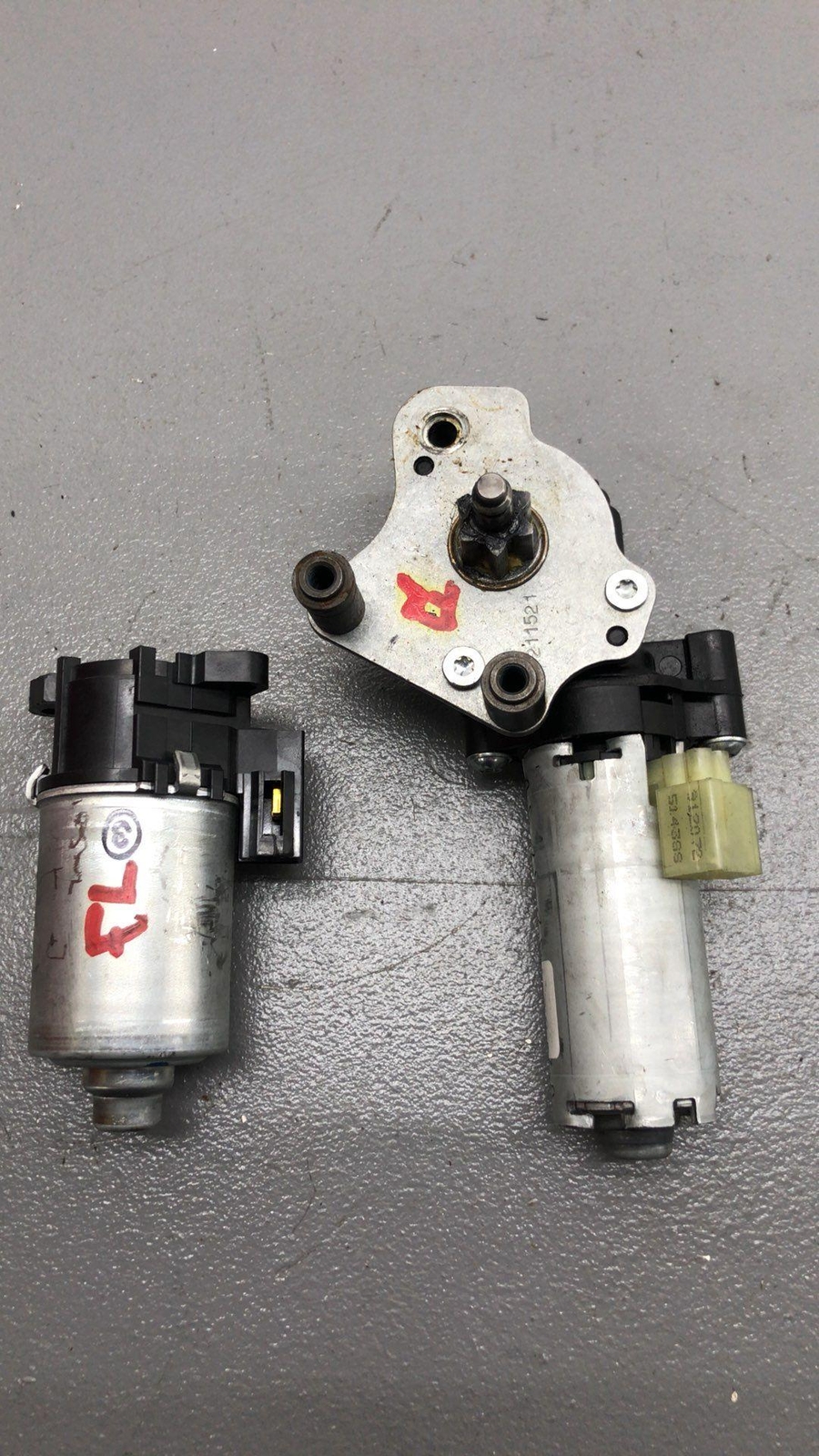 2014-2020 BMW I8 FRONT LEFT SEAT MOTOR SET OF 4 OEM 2015 2016 2017 2018 2019