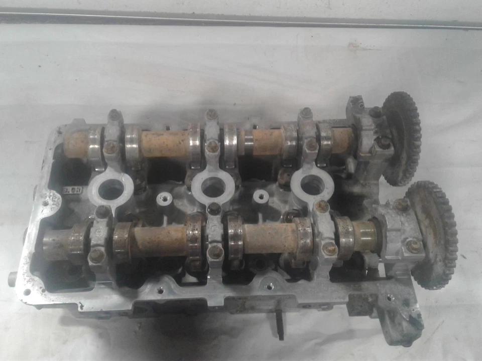 Used Right Engine Cylinder Head fits: 2006 Ford Freestyle 3.0L R. rear Right Gra — 第 3/4 张图片