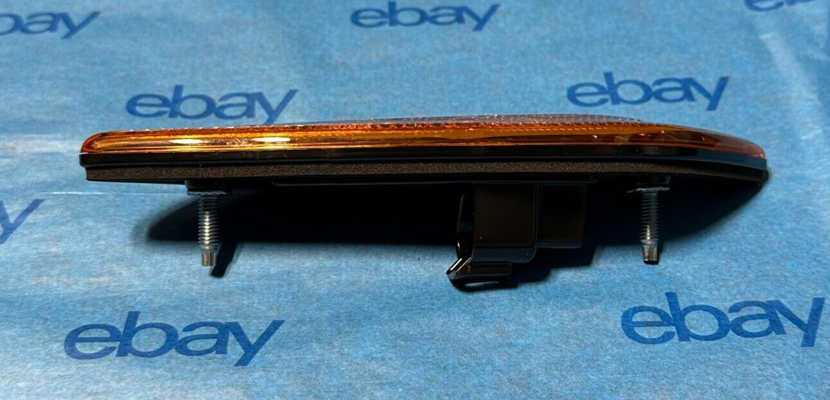 Genuine PACCAR P54-6147r Right LED Turn Signal Light 1279-002 for
