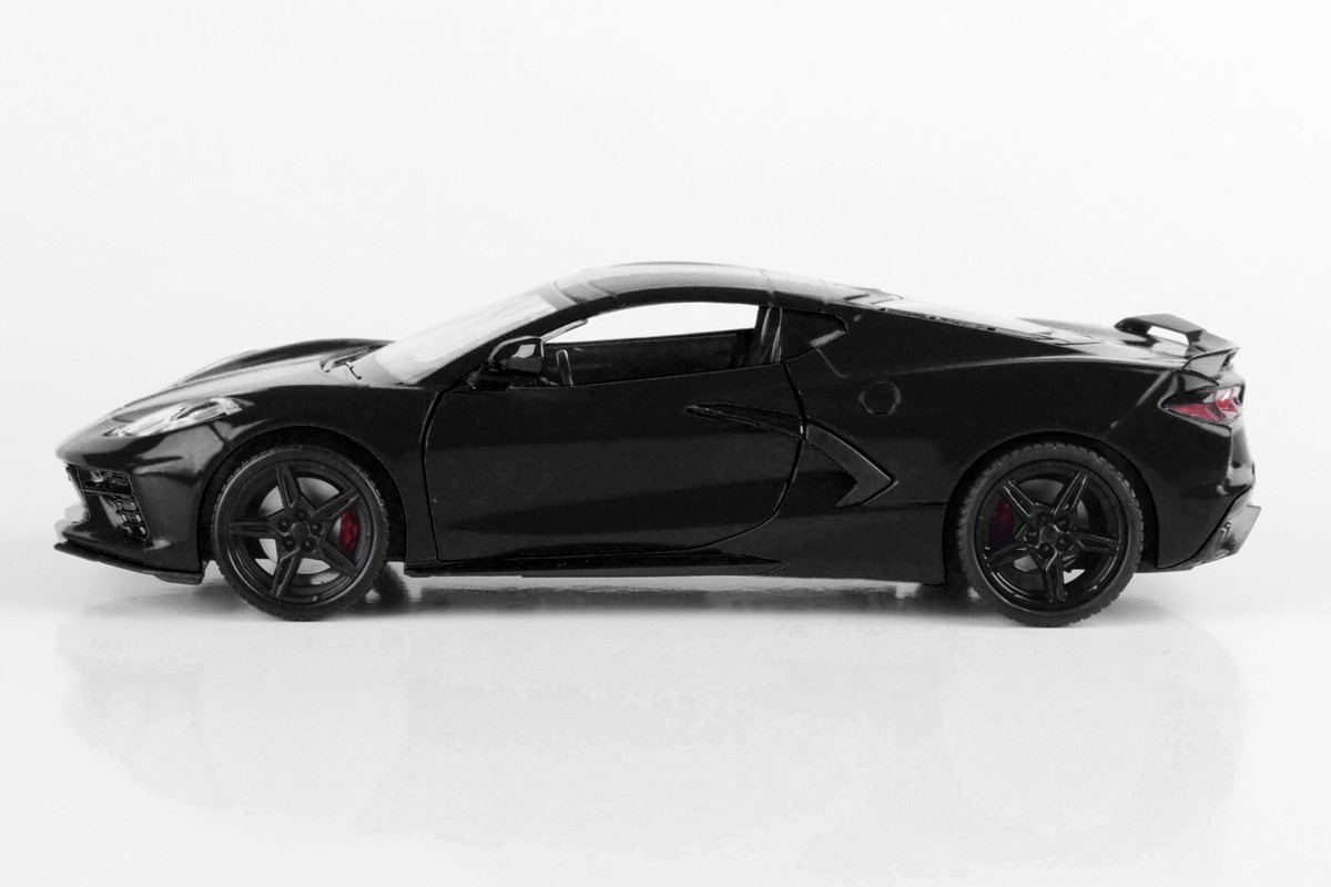 2020 Chevrolet Corvette C8 Stingray Black 1:24 Diecast Model