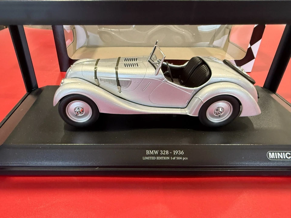 MINICHAMPS. BMW 328 - 1936 SILVER.  1/18 SCALE. - Image 3 of 4