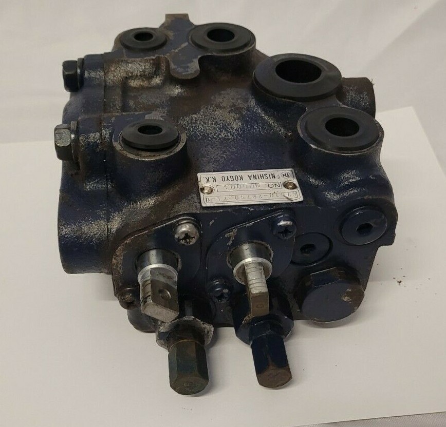 Nishina Kogyo 676102275071, Toyota Forklift Oil Control VALVE