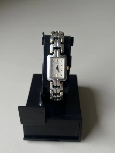 SEIKO Watch Women 16mm Silver Tone Casual Rectangle Vintage rare y2k 1N00-6T10