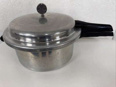 #ad Vintage MCM Mirro Matic quot;6quot; Aluminum Pressure Cooker 6QT #396M Made IN USA $41.98