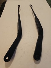 2002 2007 Saturn Vue Front Left Right Windshield Wiper Arms Oem