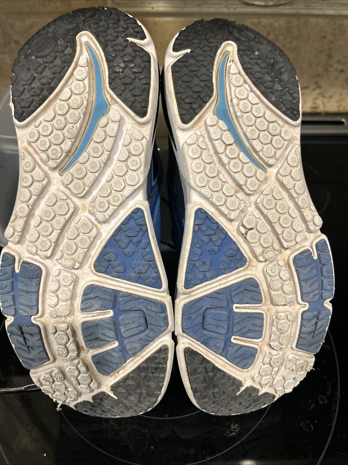 SAOLA HOKA Bondi 4 uomo.