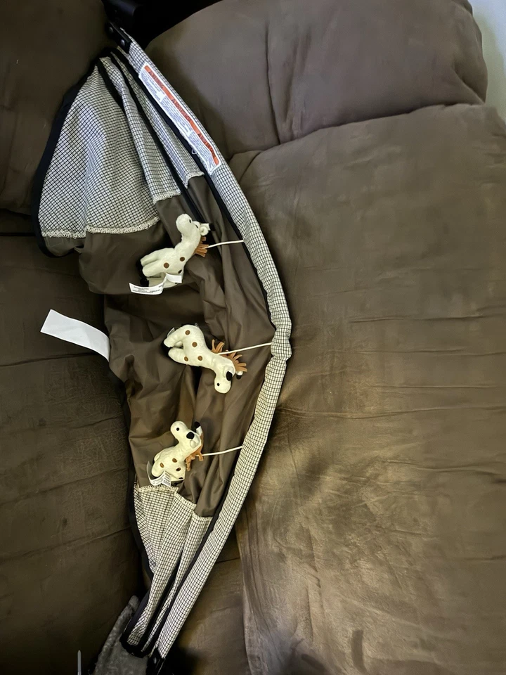 Accesorios para Babytrend Deluxe Nursery Center Havenwood Foto 4 de 4