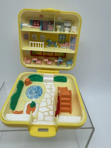 Vintage 1989 Polly Pocket Bluebird Midge's Play School Yellow Compact